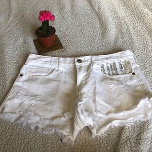 White high waisted shorts A&F